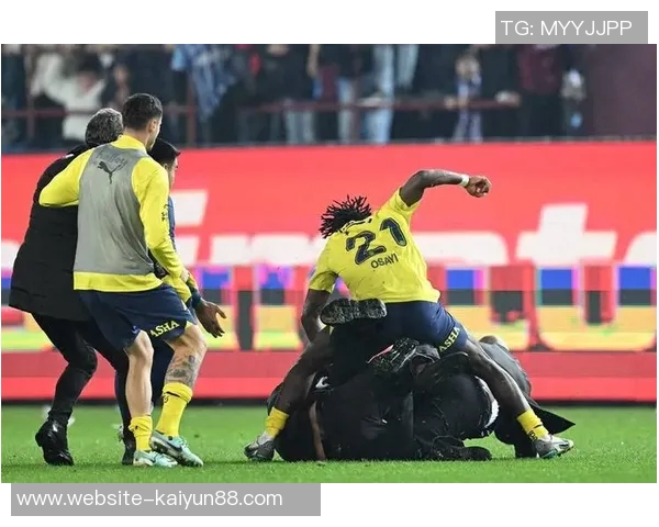 恩昆库拒绝费内巴切转会土耳其俱乐部或将提高薪资吸引他 恩昆库拒绝费内巴切转会土耳其俱乐部或将提高薪资吸引他