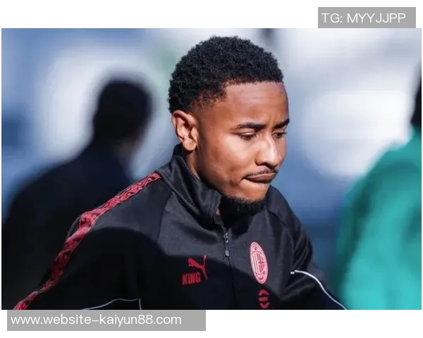 费内巴切对恩昆库表现出兴趣但他倾向于继续留在AC米兰