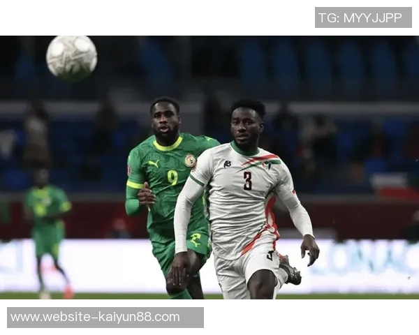 今日趣图：迪亚斯怀抱非洲杯冠军泪洒赛场重返皇马面临坐板凳困境